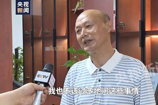 徐杰罚球 新疆主场观众高喊：换周琦！喊声震耳欲聋？